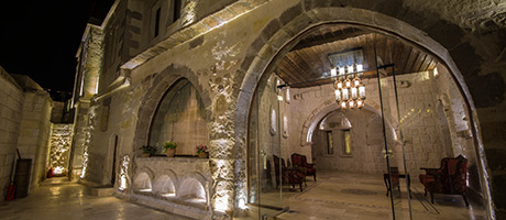 ELITE CAVE SUITES kapak görseli